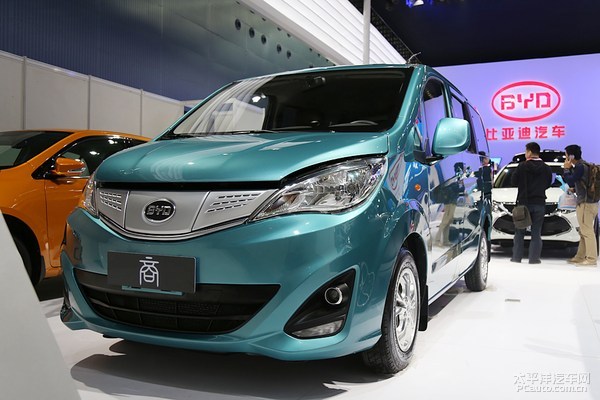 比亞迪“商”七座MPV