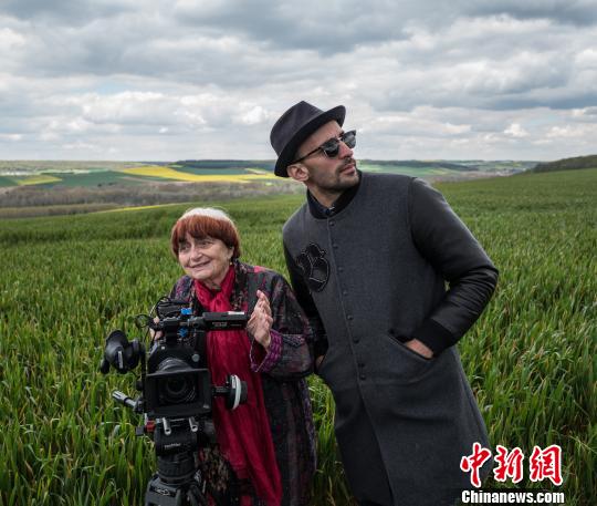 ˹ߠ_c׌ϺHӰҕ D