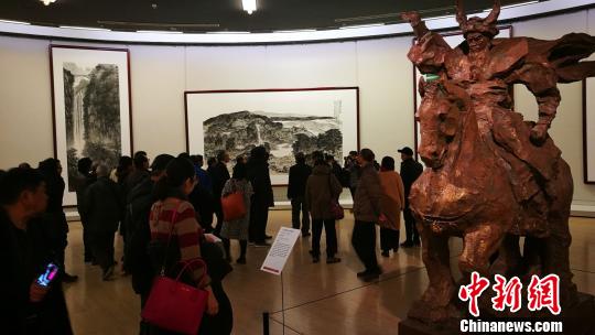 多彩貴州大型書畫作品展在中國美術館展出