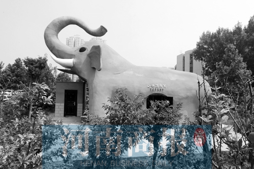 鄭州市區(qū)公廁缺口至少401座 管理經(jīng)費(fèi)10年增3倍