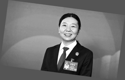 三八節里看看8位女性全國人大代表的“柔與剛”