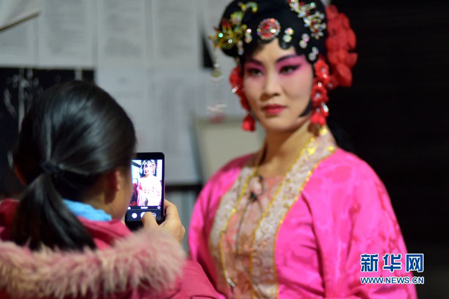 濃濃鄉(xiāng)音表鄉(xiāng)情 濃濃鄉(xiāng)音表鄉(xiāng)情