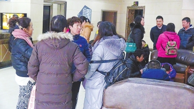 剛交完學(xué)費(fèi)鄭州一早教中心關(guān)門 受損金額達(dá)百萬