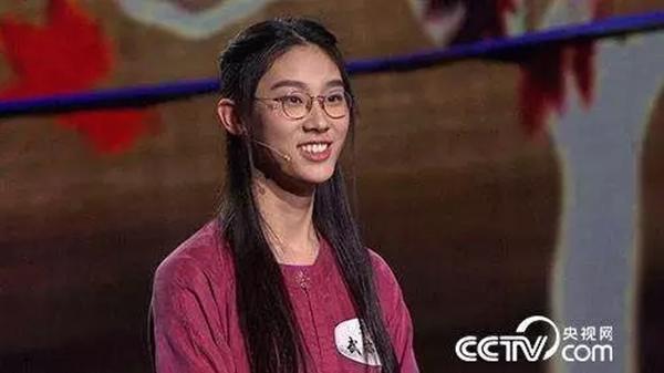 上海兩位女生因古詩詞大戰成名 這種能力太可貴