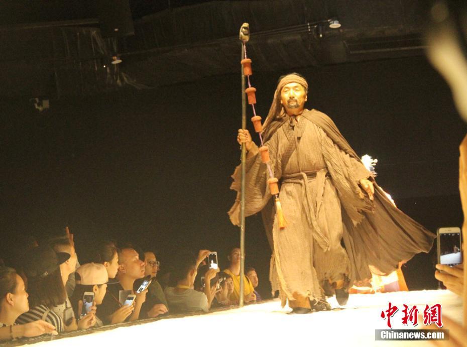 《又見(jiàn)敦煌》實(shí)景“穿越”講述絲路故事 《又見(jiàn)敦煌》實(shí)景“穿越”講述絲路故事