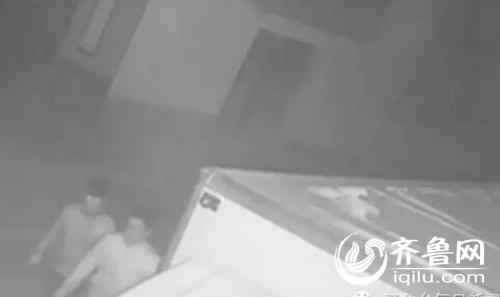 犯罪嫌疑人留下了自己的影像。