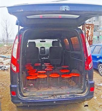 河南一名幼童“黑校車”上墜落被軋身亡