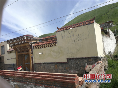 【脫貧攻堅(jiān)在行動(dòng)】跳出傳統(tǒng)畜牧提升造血能力 門樓村邁進(jìn)生態(tài)文明小康村