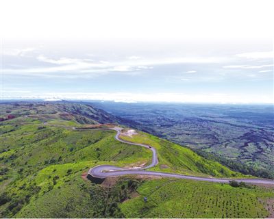 “一帶一路合作實現(xiàn)了共贏”(風從東方來——國際人士談一帶一路合作)